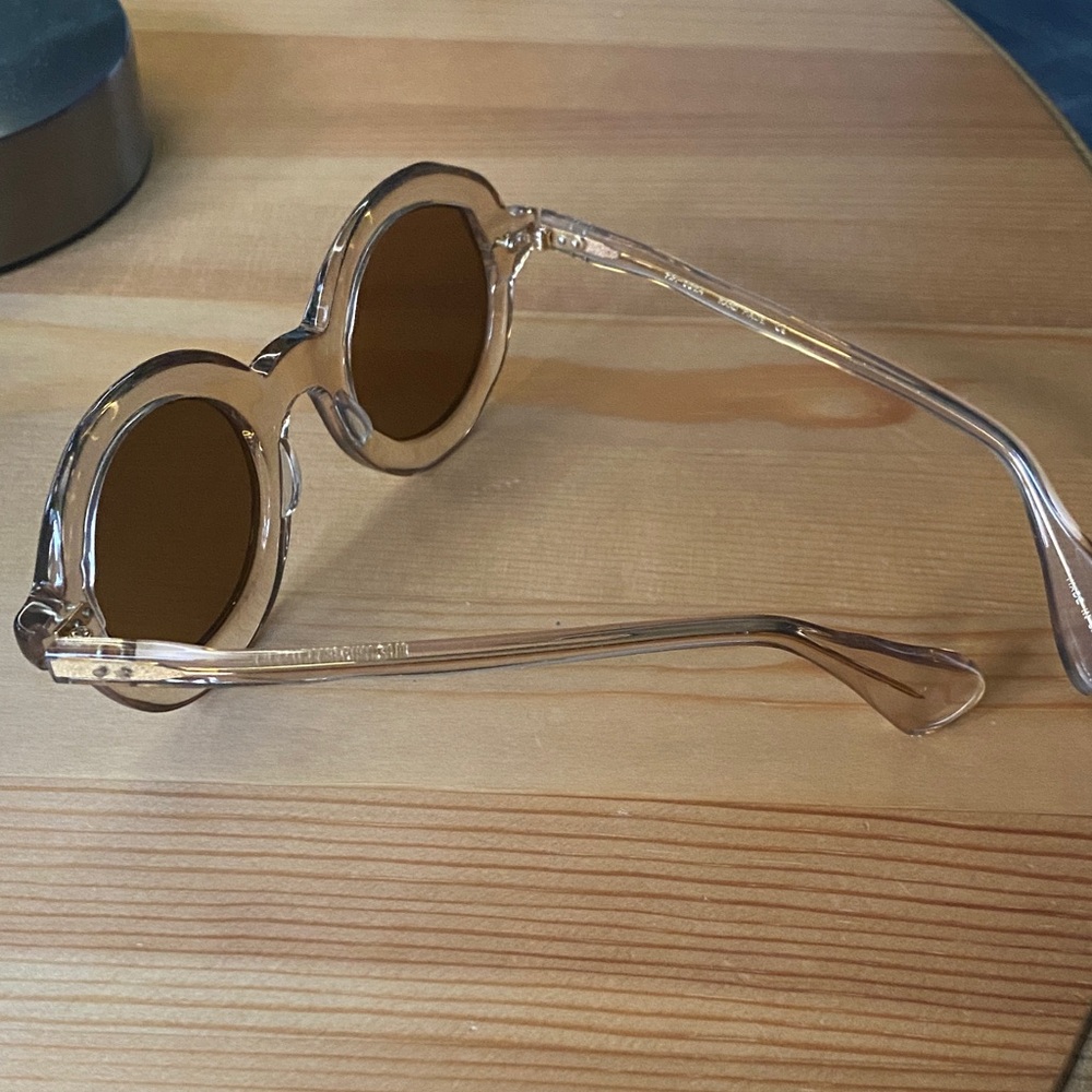 Chic Transparent Frames - image 4